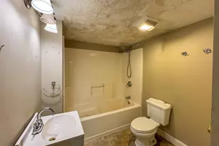 137 Damon Rd, Ashby, MA 01431 - Photo 25