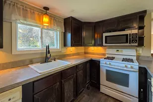 137 Damon Rd, Ashby, MA 01431 - Photo 17