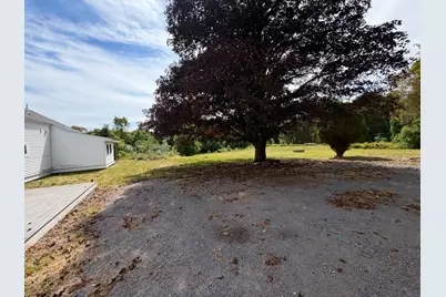 137 Damon Rd, Ashby, MA 01431 - Photo 17