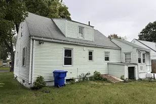 78 Massreco St, Springfield, MA 01109 - Photo 13