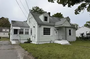 78 Massreco St, Springfield, MA 01109 - Photo 1