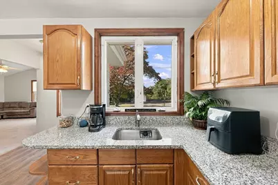 16 Oak St, Southwick, MA 01077 - Photo 21