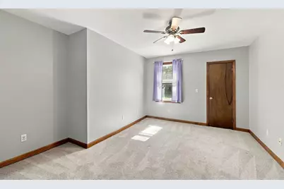 16 Oak St, Southwick, MA 01077 - Photo 31
