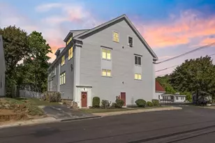 4 Mechanic St, Merrimac, MA 01860 - Photo 1
