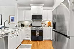 900 Lynnfield St, Lynnfield, MA 01940 - Photo 3