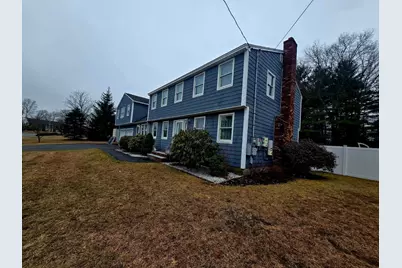 20 Farm Pond Rd, Dracut, MA 01826 - Photo 3
