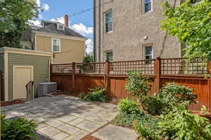 35 Gorham St, Cambridge, MA 02138 - Photo 29