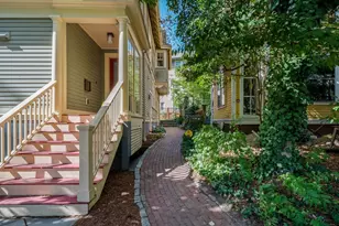 35 Gorham St, Cambridge, MA 02138 - Photo 27