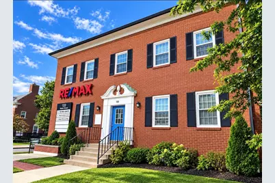 133 Maple St Suite 2, Springfield, MA 01105 - Photo 1
