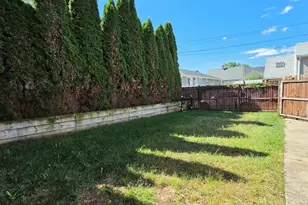 14 Everett St, Everett, MA 02149 - Photo 25