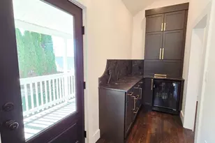 14 Everett St, Everett, MA 02149 - Photo 7