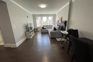 98 Longwood, Brookline, MA 02446 - Photo 3