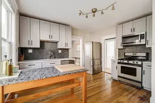 217-219 Florence St, Boston, MA 02131 - Photo 15