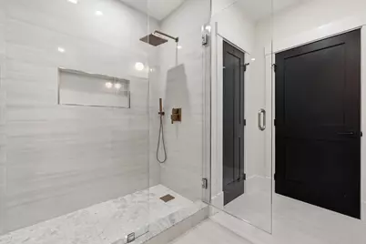 17 Holmes #2R, Quincy, MA 02171 - Photo 9