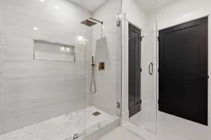 17 Holmes, Quincy, MA 02171 - Photo 9