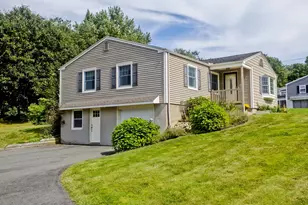 14 Echo Valley Dr, Hampden, MA 01036 - Photo 3