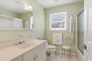 25 Hamlet St, Newton, MA 02459 - Photo 11