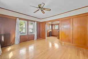 272 Shaw St, Lowell, MA 01851 - Photo 7