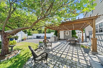 11 Pilgrim Rd, Woburn, MA 01801 - Photo 25