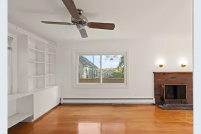 21 Goldsmith Ave, Beverly, MA 01915 - Photo 9