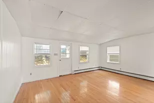 21 Goldsmith Ave, Beverly, MA 01915 - Photo 15