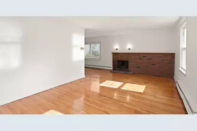 21 Goldsmith Ave, Beverly, MA 01915 - Photo 3
