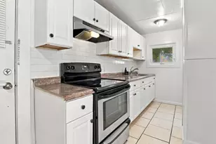99 Crystal St, Southbridge, MA 01550 - Photo 9
