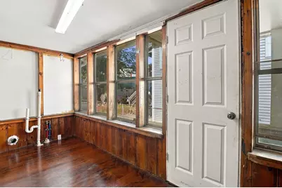 99 Crystal Street, Southbridge, MA 01550 - Photo 17
