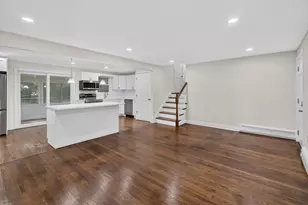 251 Winn St, Burlington, MA 01803 - Photo 5