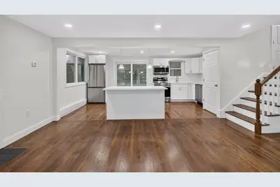 251 Winn St, Burlington, MA 01803 - Photo 7
