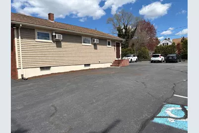 4436 Acushnet Ave, New Bedford, MA 02745 - Photo 3