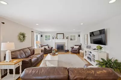 15 Garden Ter, Walpole, MA 02081 - Photo 15