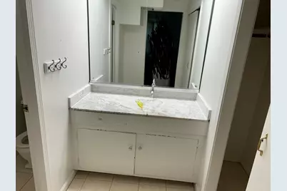 40 Halifax #E, Springfield, MA 01108 - Photo 11