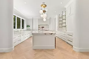 63 Bigelow Rd, Newton, MA 02465 - Photo 5