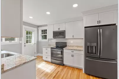 323 Pearl St, Gardner, MA 01440 - Photo 11