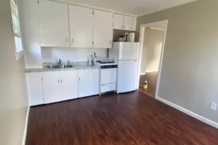 23 Linden St, Fall River, MA 02720 - Photo 3