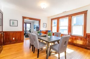 37 Cedrus Ave, Boston, MA 02131 - Photo 5