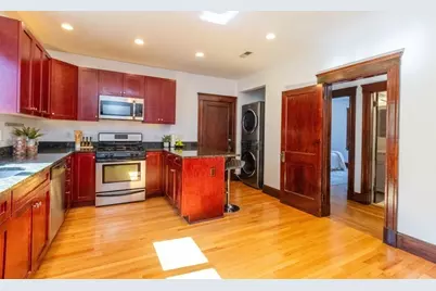 37 Cedrus Ave #37, Boston, MA 02131 - Photo 11