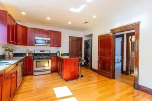 37 Cedrus Ave, Boston, MA 02131 - Photo 11