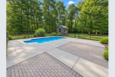 36 Log Plain Rd, Greenfield, MA 01301 - Photo 9