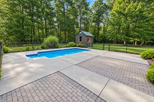 36 Log Plain Rd, Greenfield, MA 01301 - Photo 9