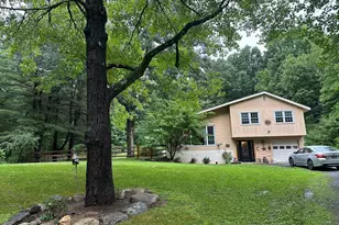 87 Bayberry Ln, Westfield, MA 01085 - Photo 1