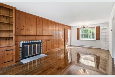 148 Falmouth Rd, West Springfield, MA 01089 - Photo 3