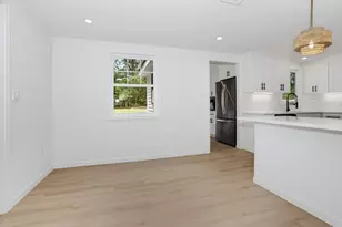 33 Cheryl Ln, Holliston, MA 01746 - Photo 9