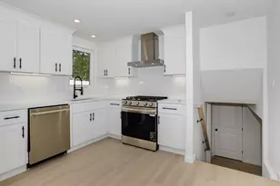 33 Cheryl Ln, Holliston, MA 01746 - Photo 5