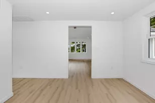 33 Cheryl Ln, Holliston, MA 01746 - Photo 25