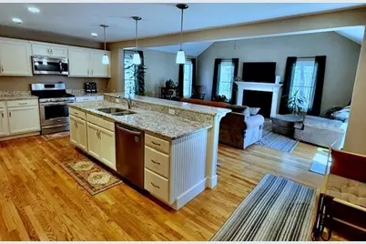 429/A Winthrop, Taunton, MA 02780 - Photo 3