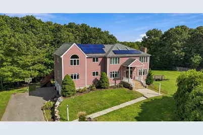 35 Striper Cir, Dartmouth, MA 02747 - Photo 1