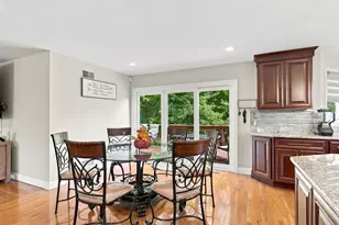 35 Striper Cir, Dartmouth, MA 02747 - Photo 11