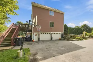 35 Striper Cir, Dartmouth, MA 02747 - Photo 3